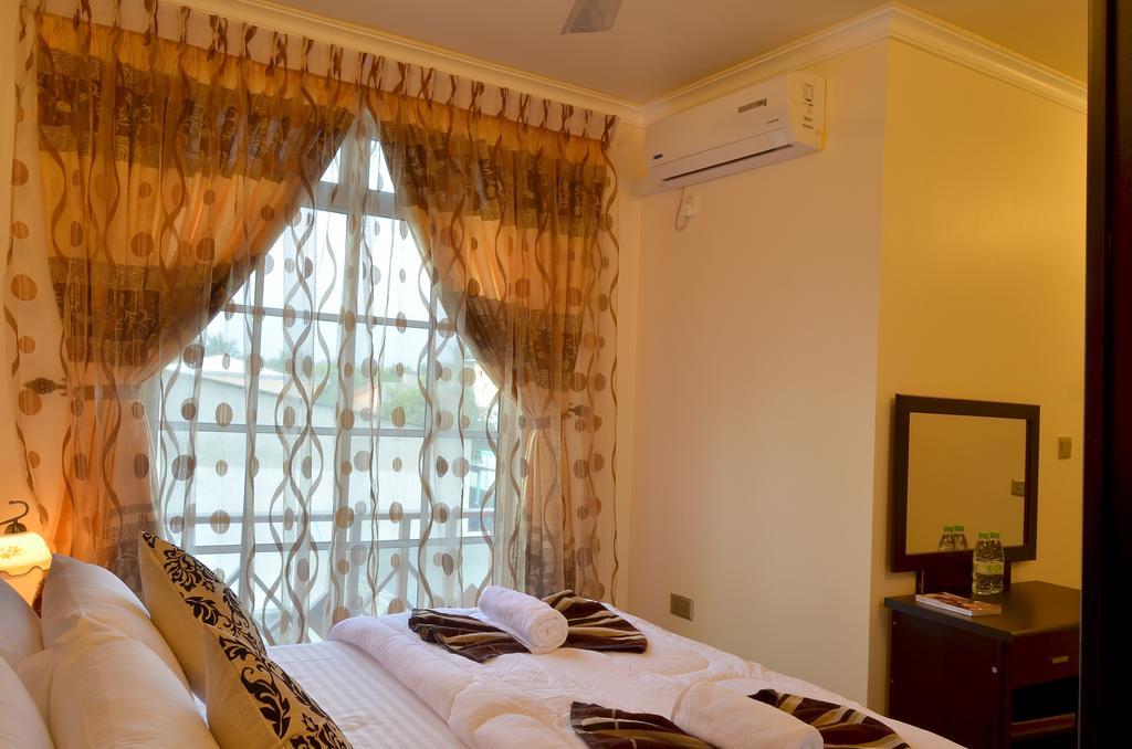 Lily Rest Maldives Hotel остров Маафуши Стая снимка