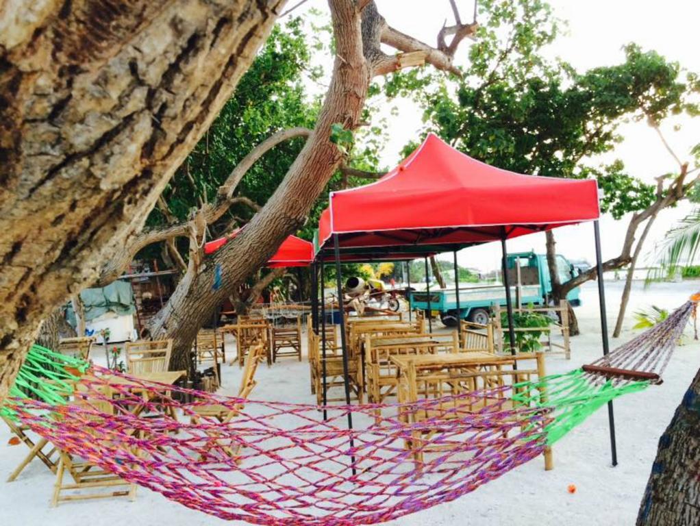 Lily Rest Maldives Hotel остров Маафуши Екстериор снимка