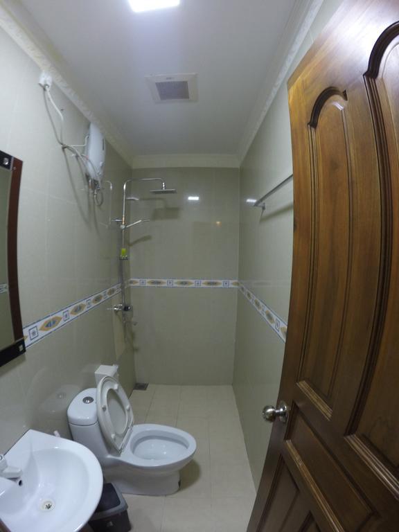 Lily Rest Maldives Hotel остров Маафуши Екстериор снимка